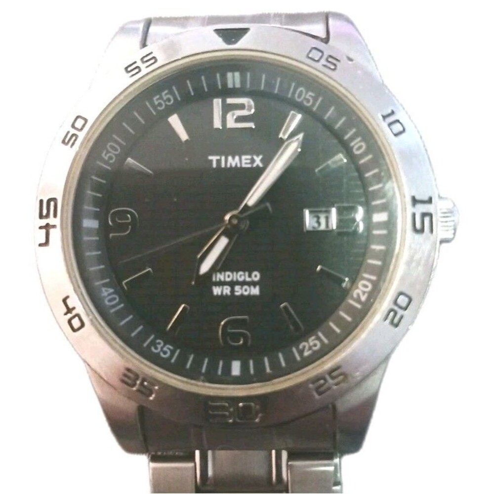 Timex Indiglo WR 50M V6 Men's Analog Wristwatch Black Dial Steel Bracelet